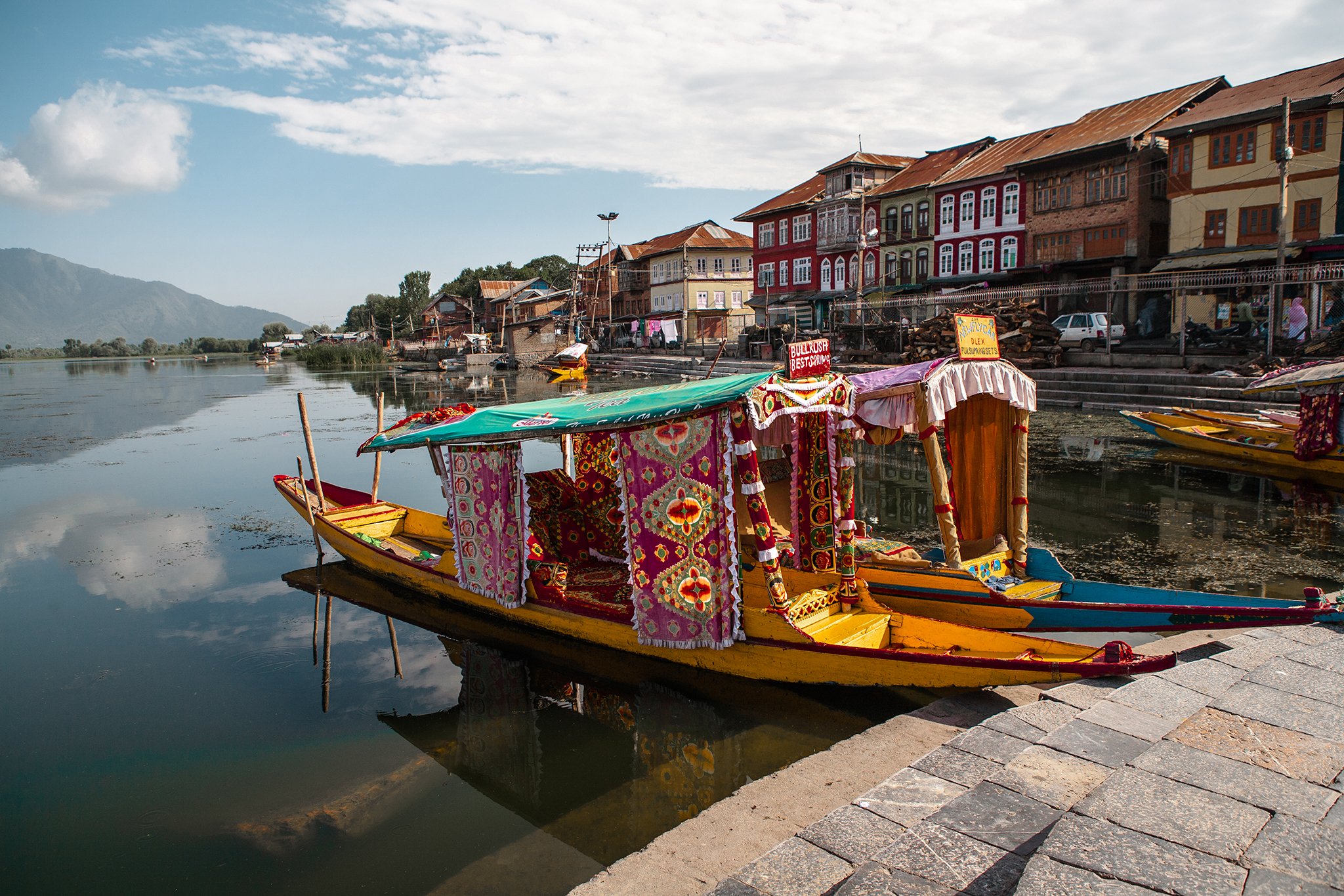 西卡拉船遊 Shikara Ride on the Lake