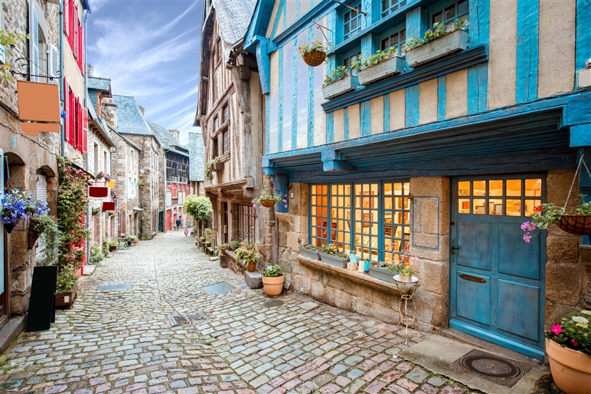 迪南 Dinan